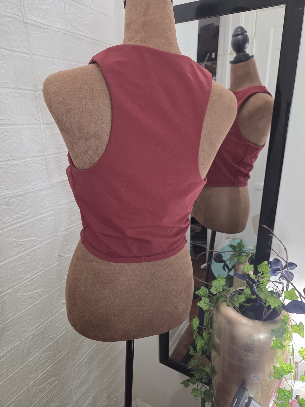 Anne Cole Red Classic Yoga Top - Picture 6 of 6